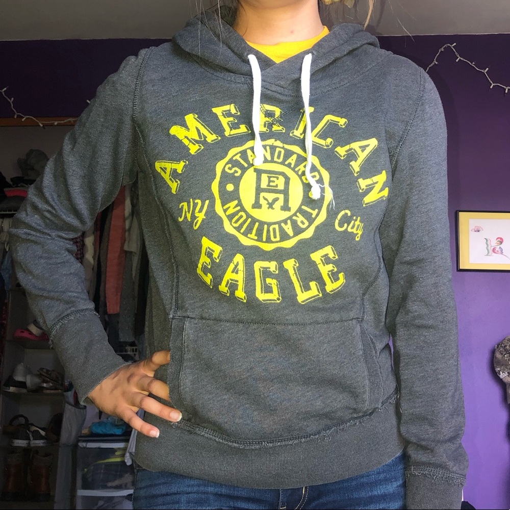 AE sweatshirt